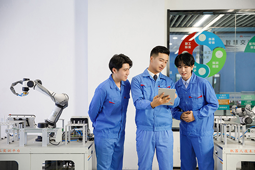 新华与优秀同行            -5E9A1307.jpg