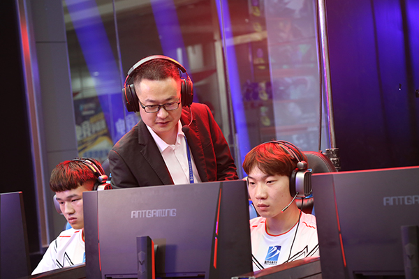 男孩子适合学什么技术才能有前途 男孩子适合学什么技术才能有前途